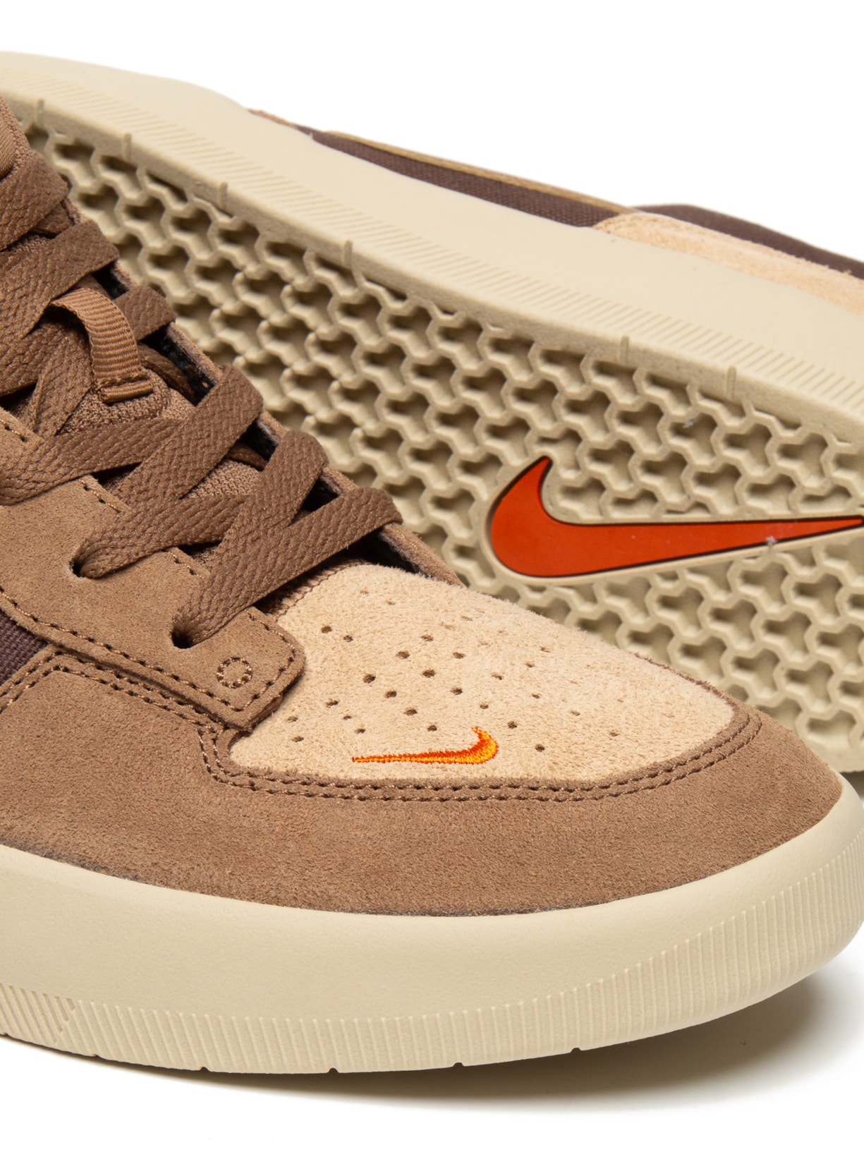 Tênis Masculino Sb Force 58 Marrom Nike