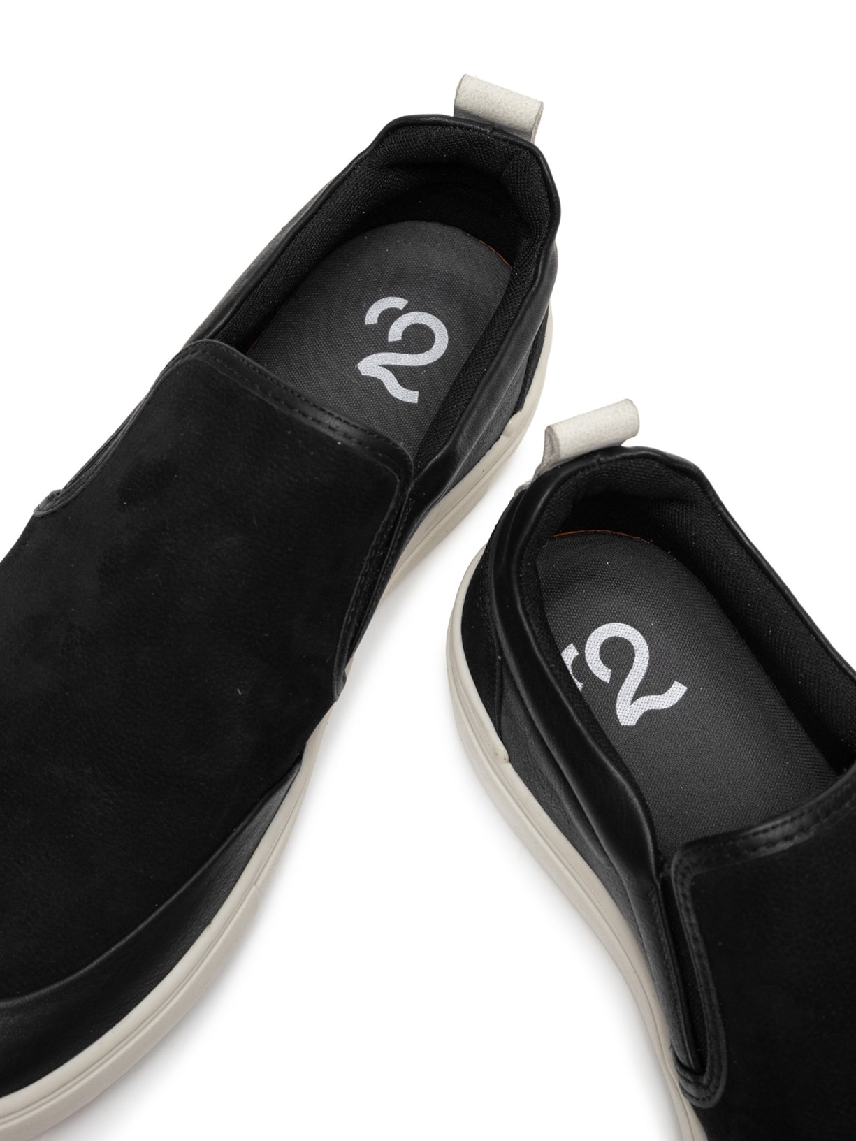 Tênis Masculino Slip On Em Couro Preto '2 Essential