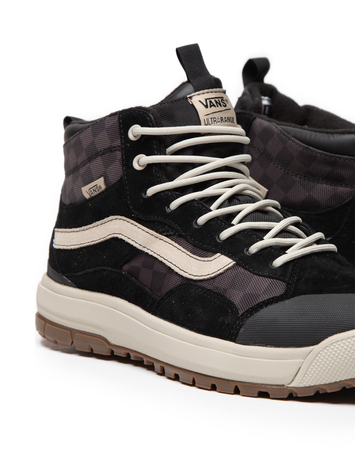 Tênis Masculino Ua Ultrarange Exo Hi Mte-1 Preto Vans