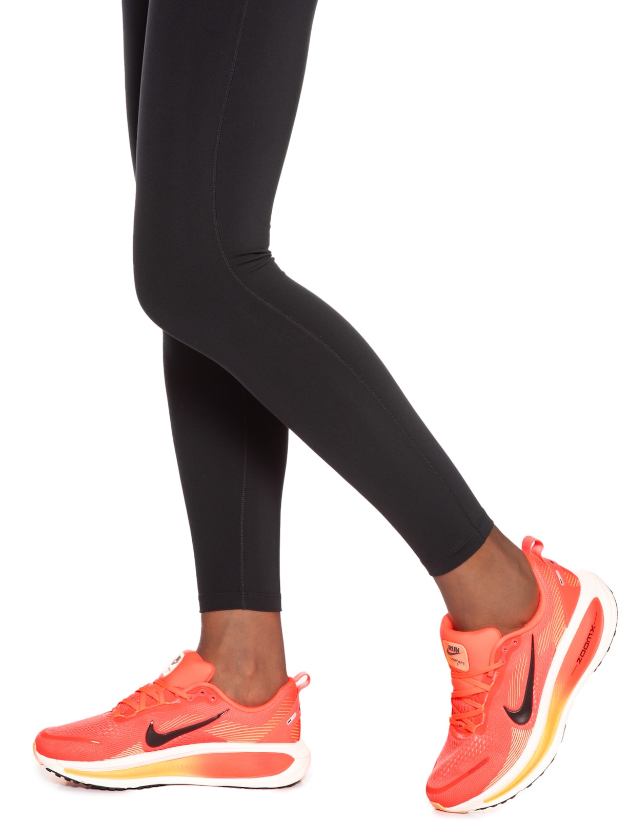 Tênis Nike Vomero 18 Feminino Laranja Nike