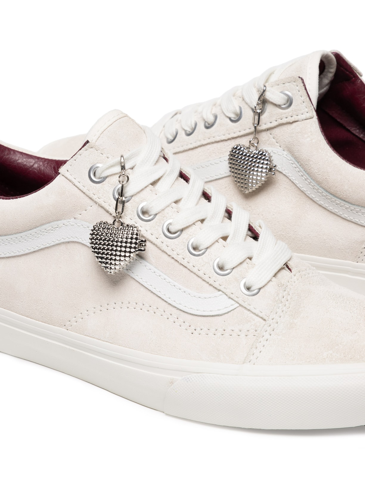 Tênis UA Old Skool Feminino – Off White Vans