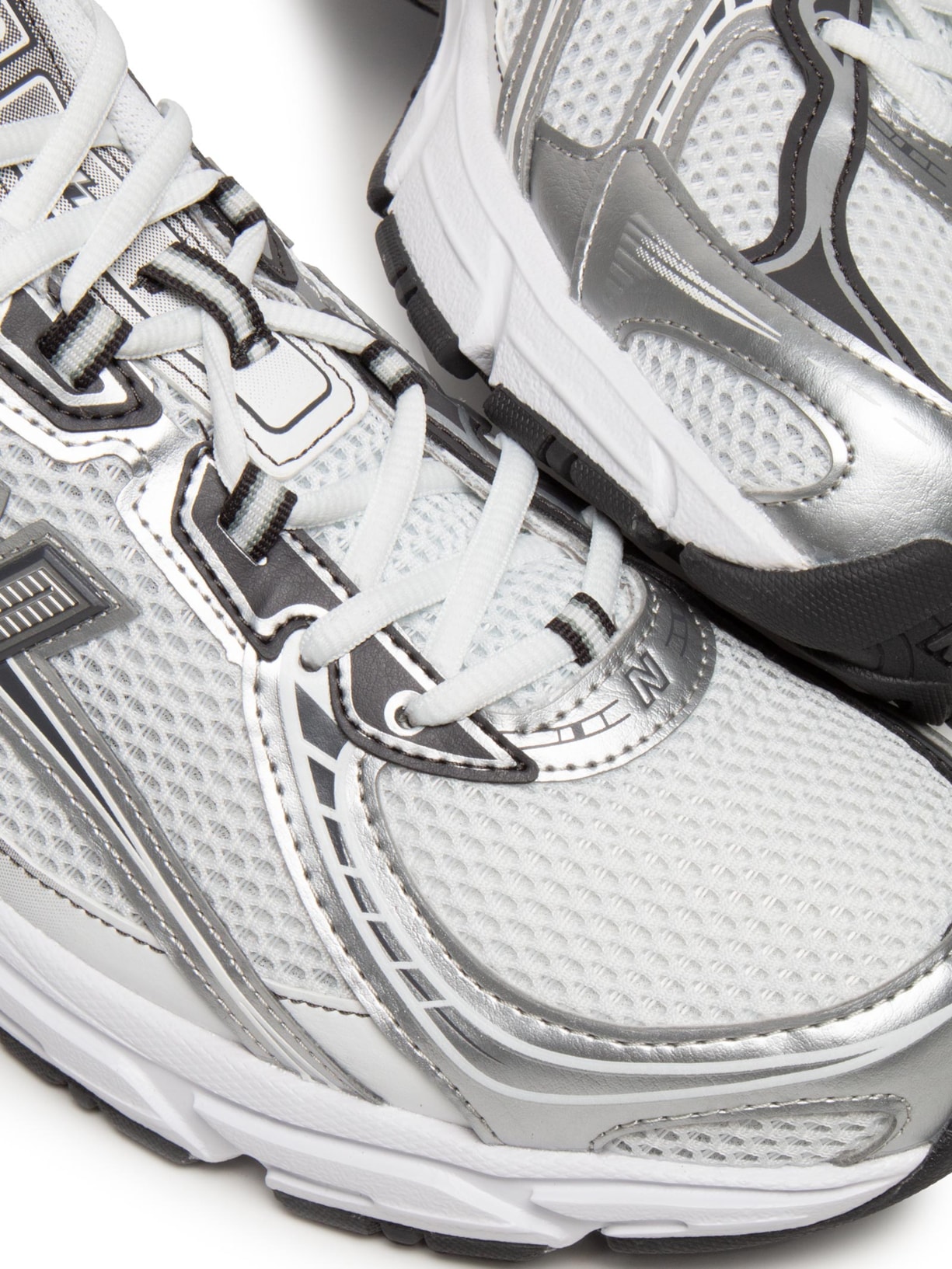 Tênis Unissex 740 Prateado New Balance