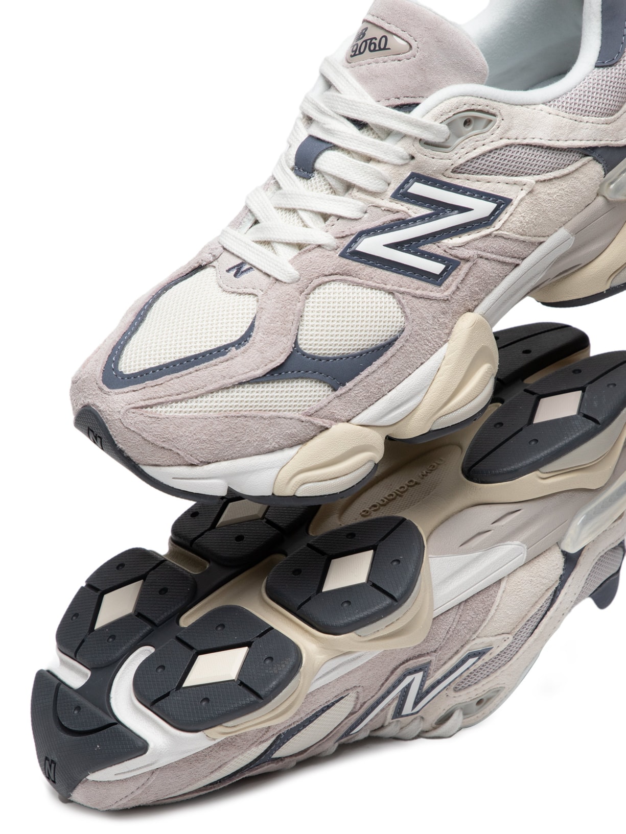 Tênis Unissex 9060 Cinza e Rosa New Balance