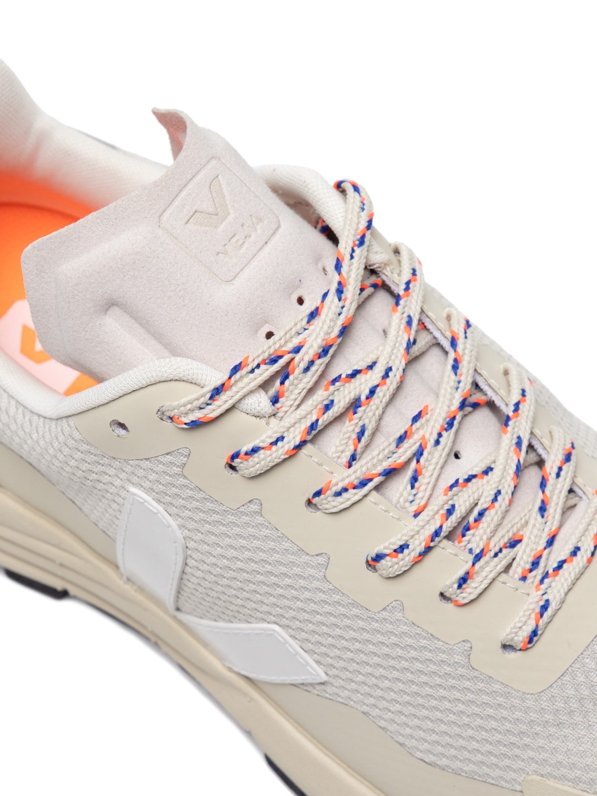 Tênis Unissex Dekkan Alveomesh Bege Veja