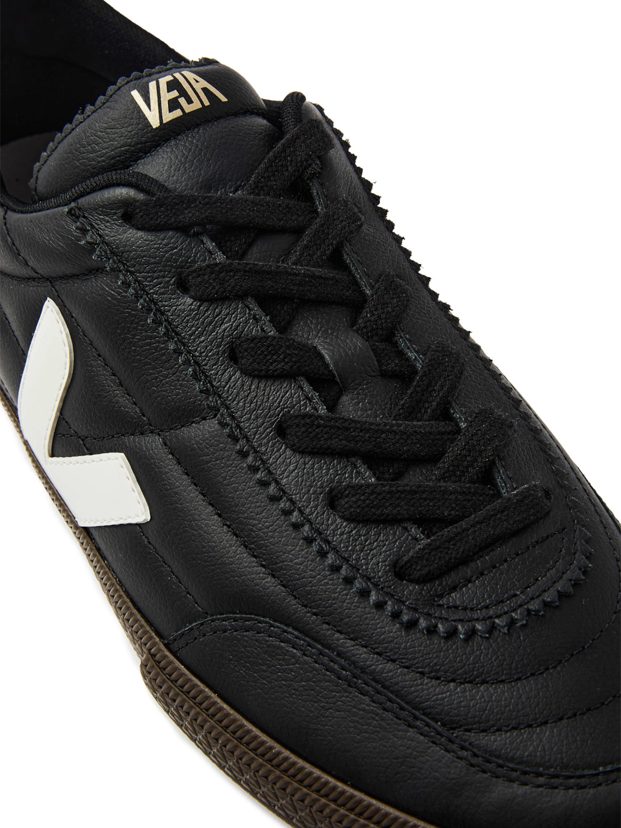 Tênis Unissex Panenka OT Leather Preto Veja