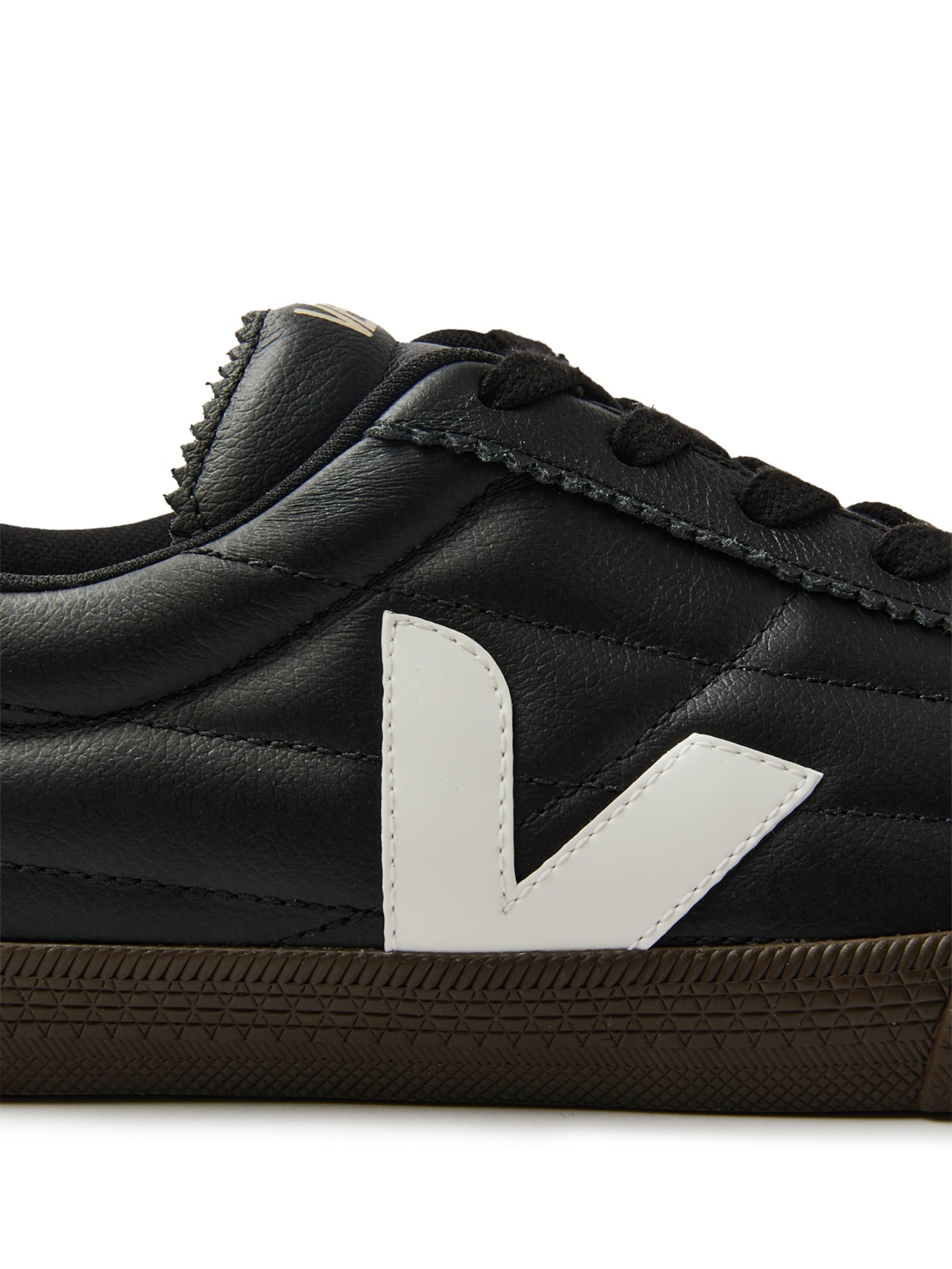 Tênis Unissex Panenka OT Leather Preto Veja