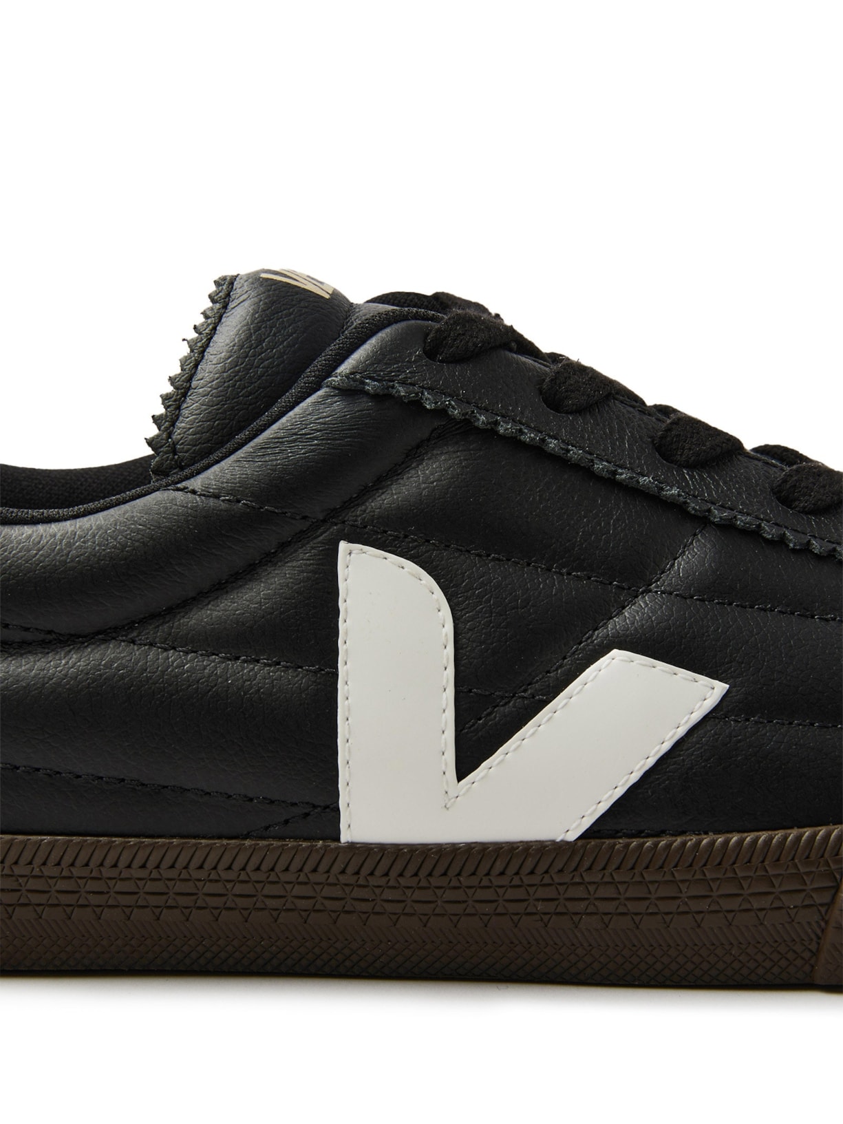 Tênis Unissex Panenka OT Leather Preto Veja
