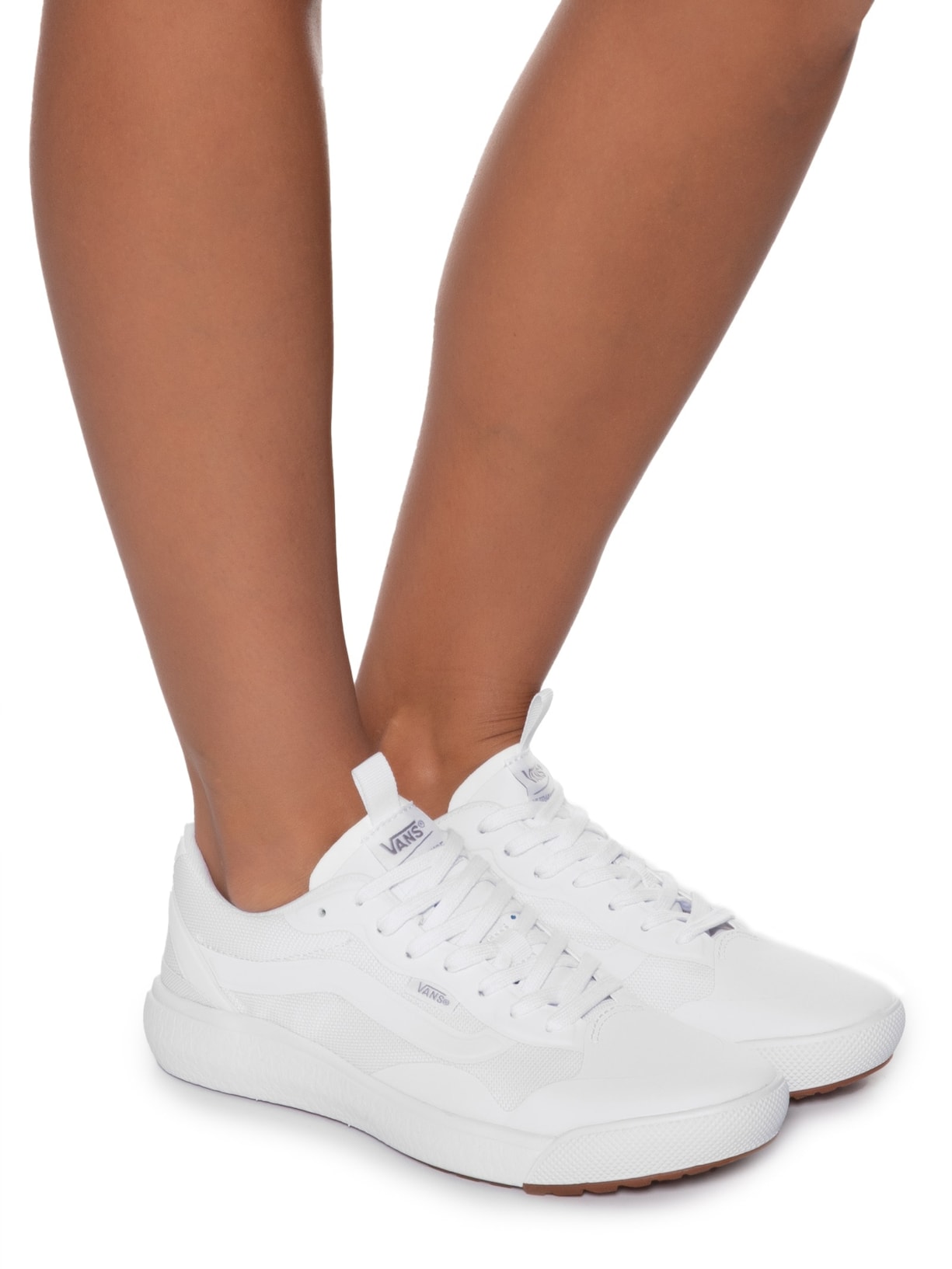 Tênis Unissex Ua Ultrarange Exo Branco Vans