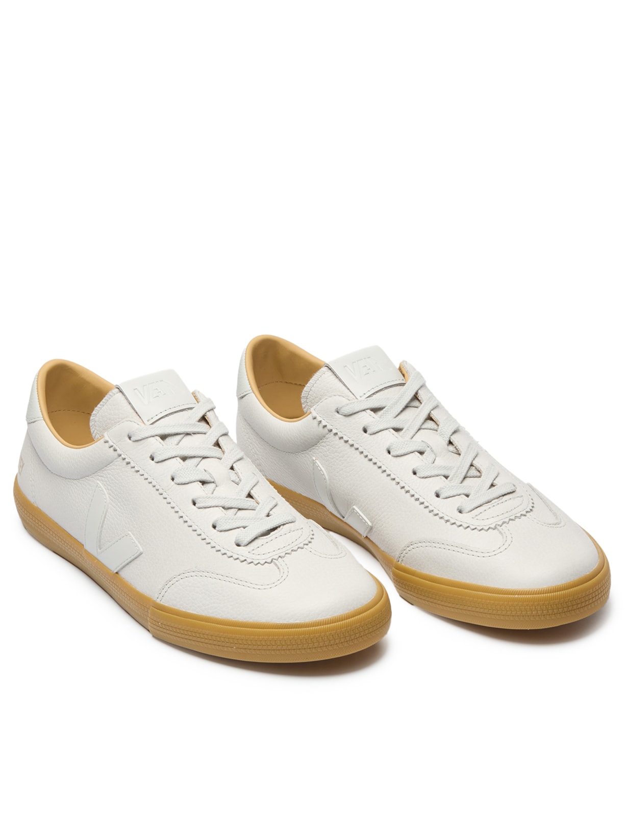 Tênis Unissex Volley Signature Branco Veja