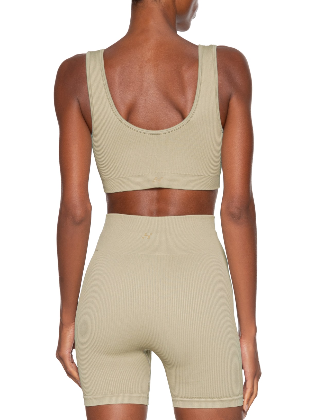 Top Bege Hering Sports