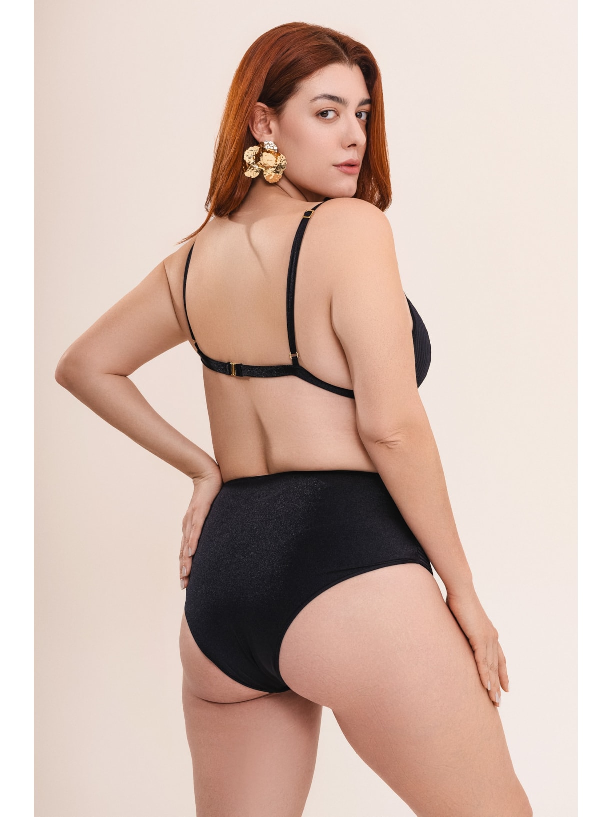 top biquíni triângulo maat preto Suntime