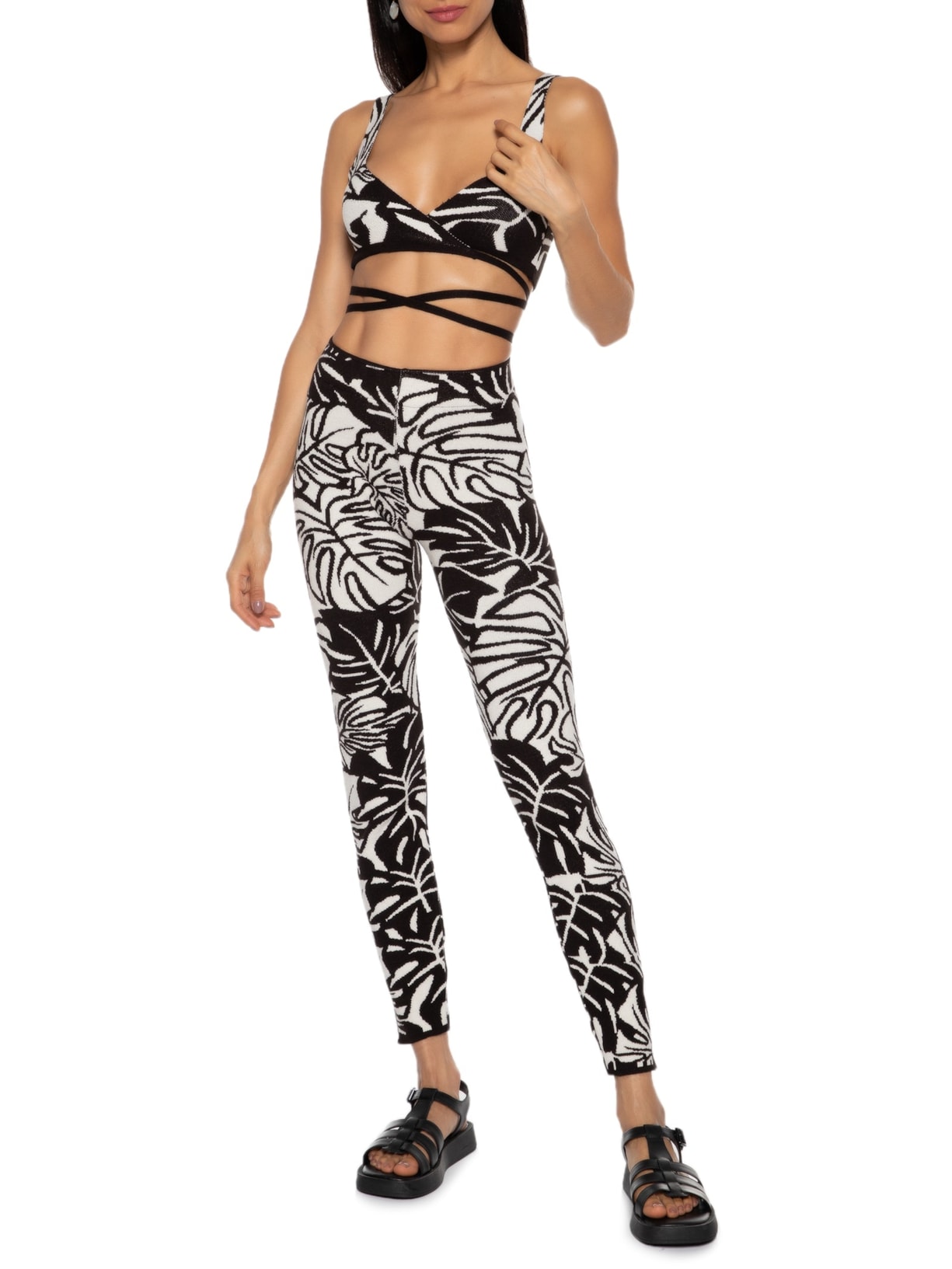 Top Transpassado Tricot Trópicos Preto Farm