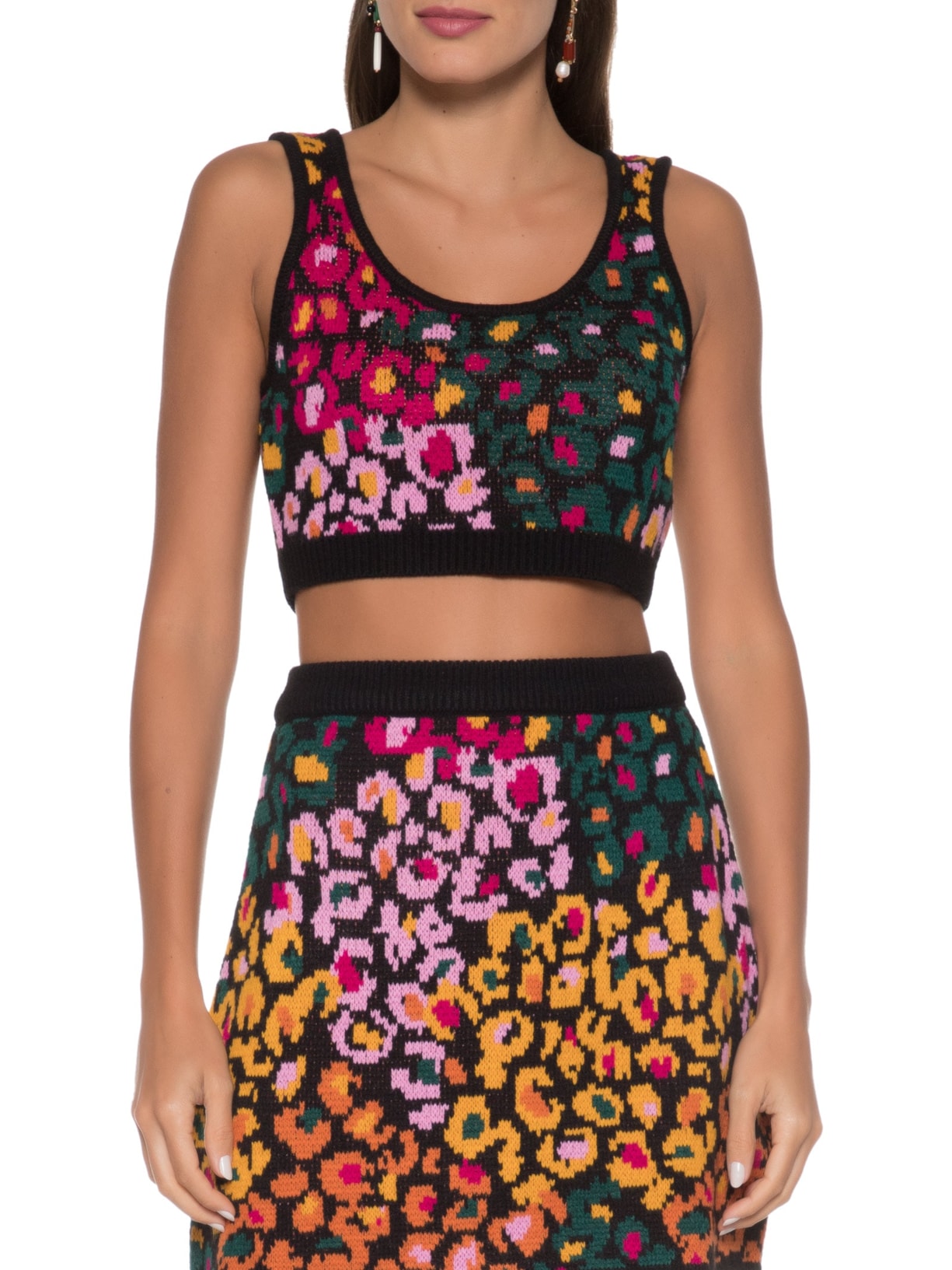 Top Tricot Oncinha Flor de Banana Preto Farm