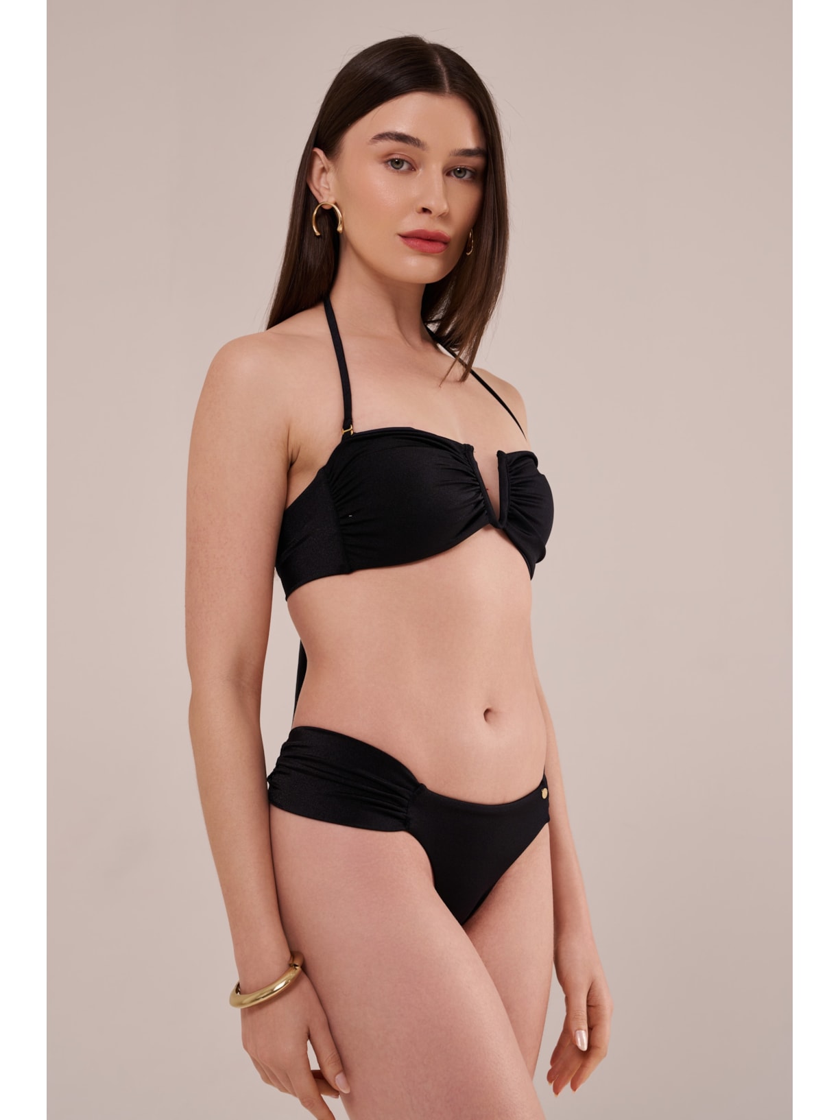 top v camille basic preto Suntime