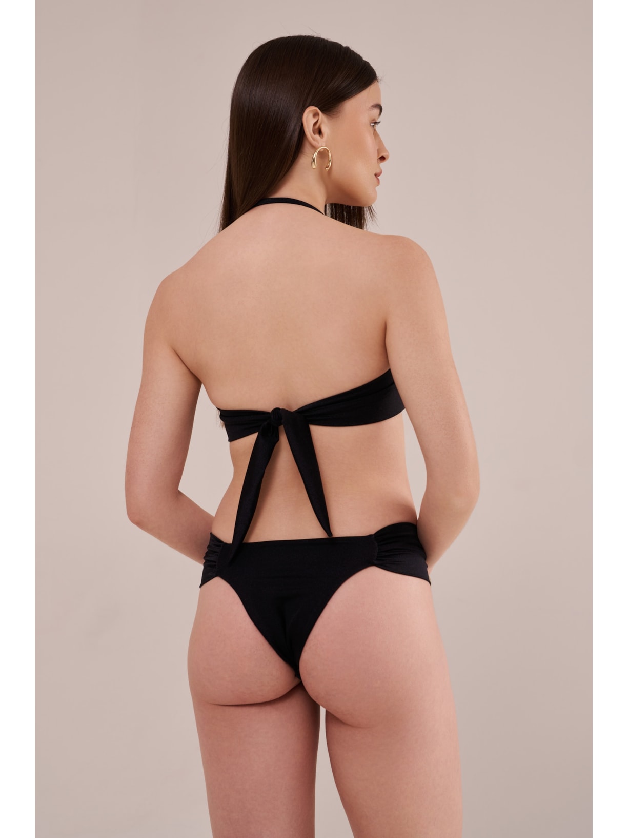 top v camille basic preto Suntime