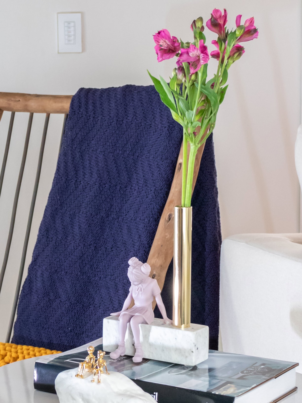 Vaso Menina Base Clara E Menina Rosa  Nara Ota Design