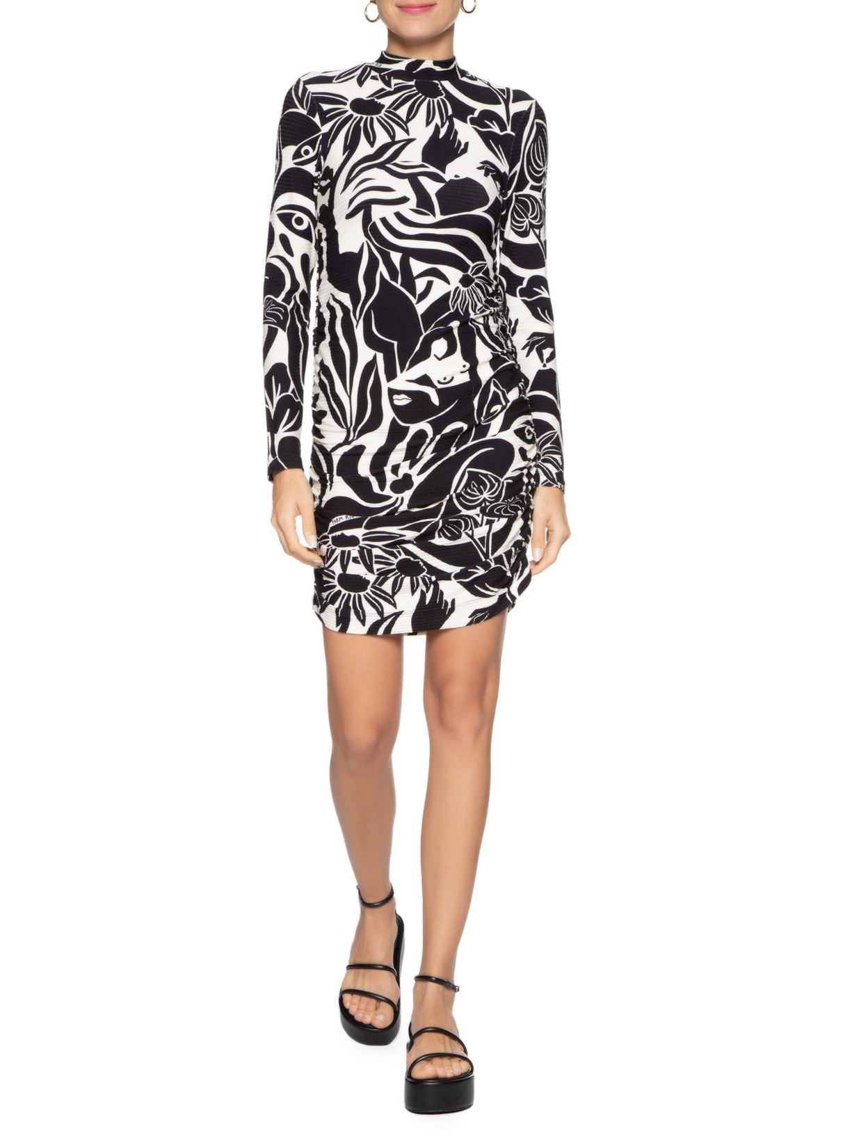 Vestido Curto Delicadeza Surreal Preto Farm