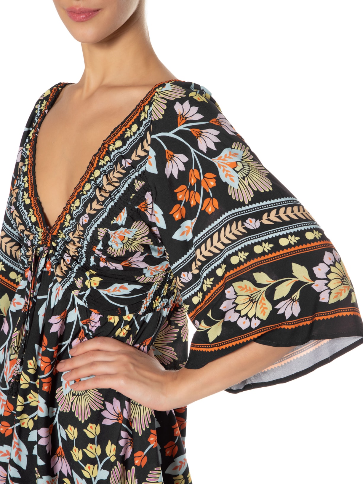 Vestido Curto Em Flor Preto Farm