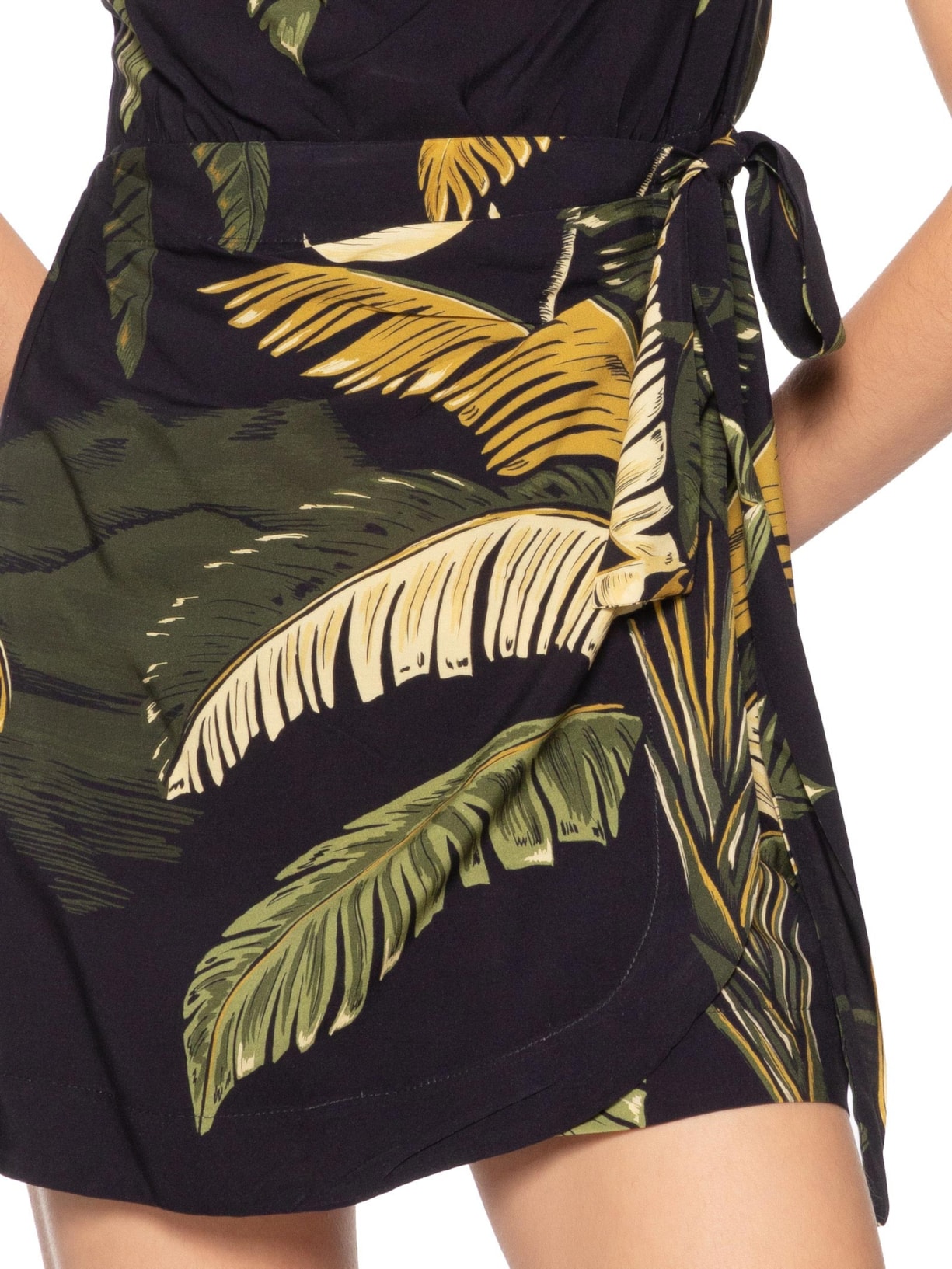 Vestido Curto Itacaré Preto Farm