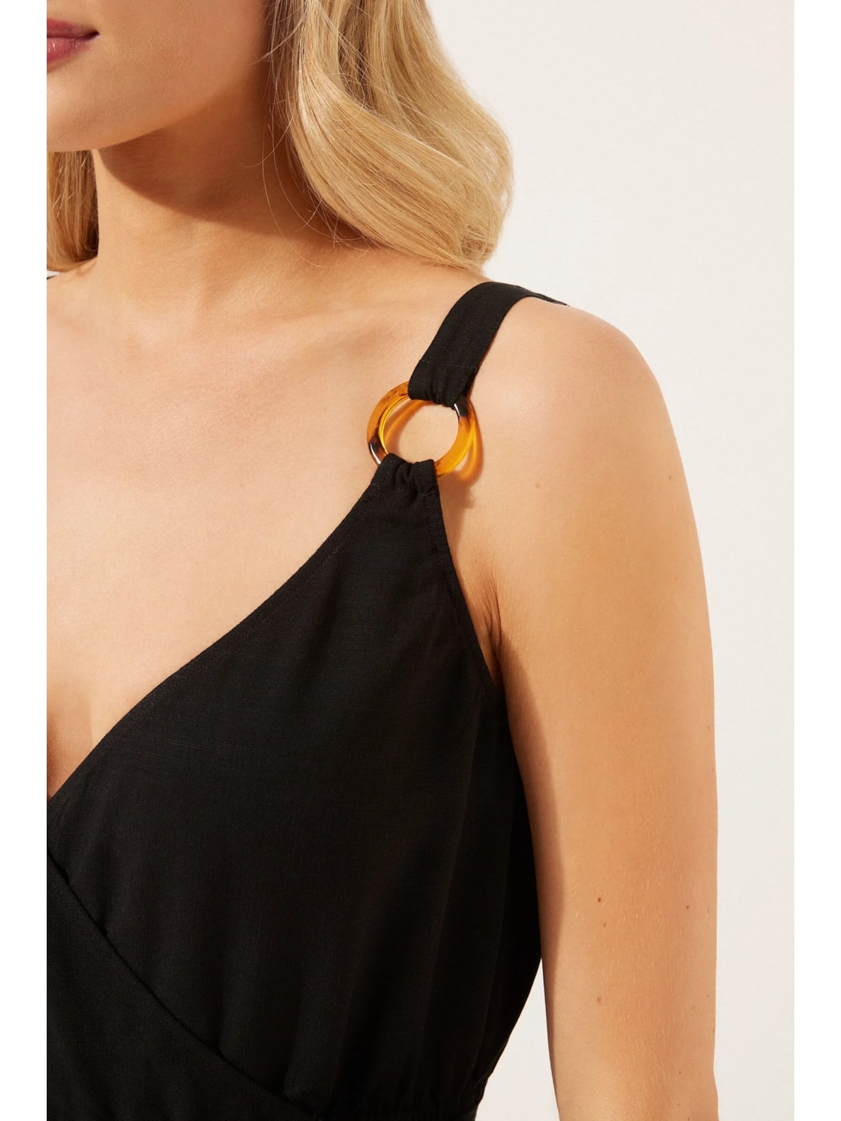 Vestido Curto Transpassado Preto Calzedonia