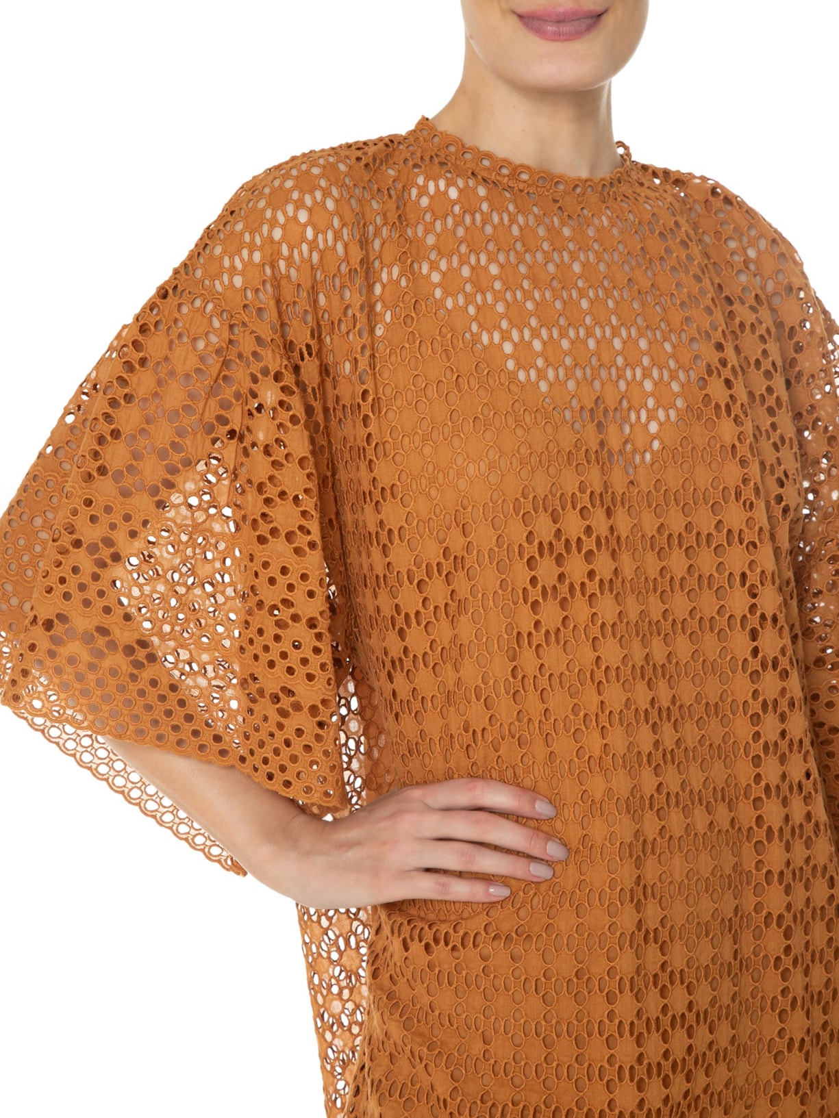 Vestido De Laise Curto Esferas Marrom Animale