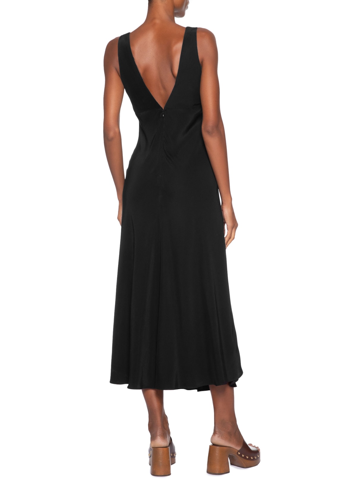 Vestido Enviesado Midi Preto Farm