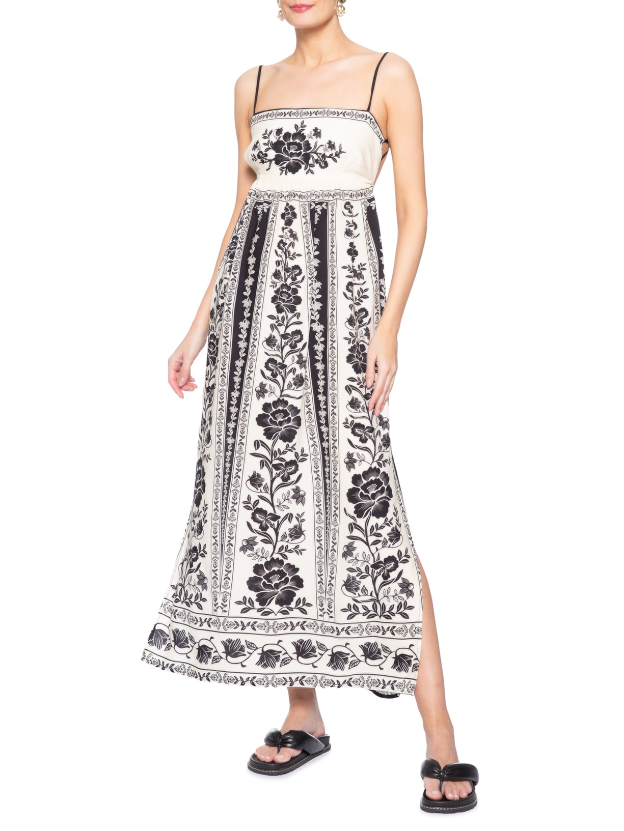 Vestido Floral Delicado Preto Farm