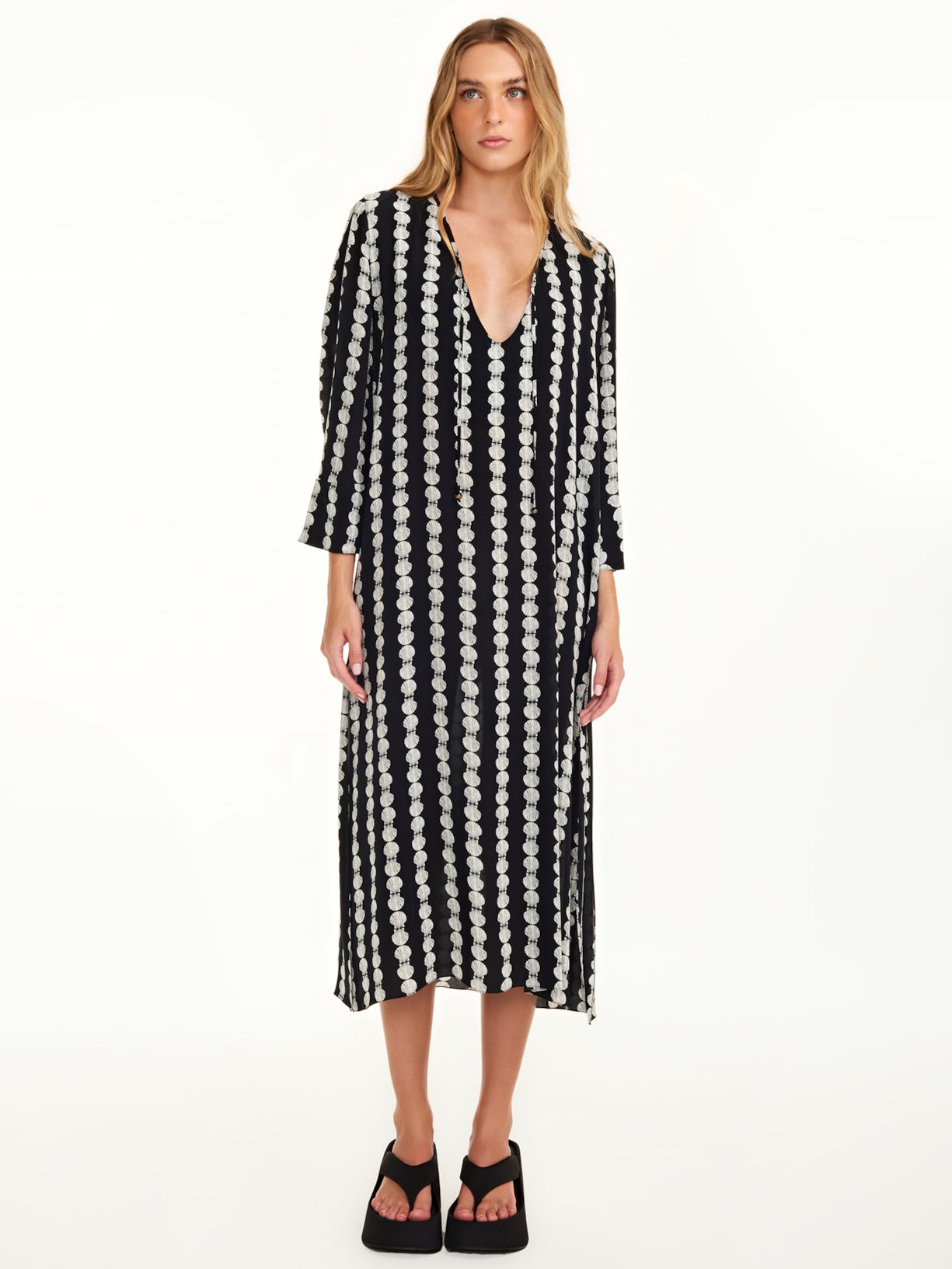 Vestido Galapagos Preto Triya + Nv