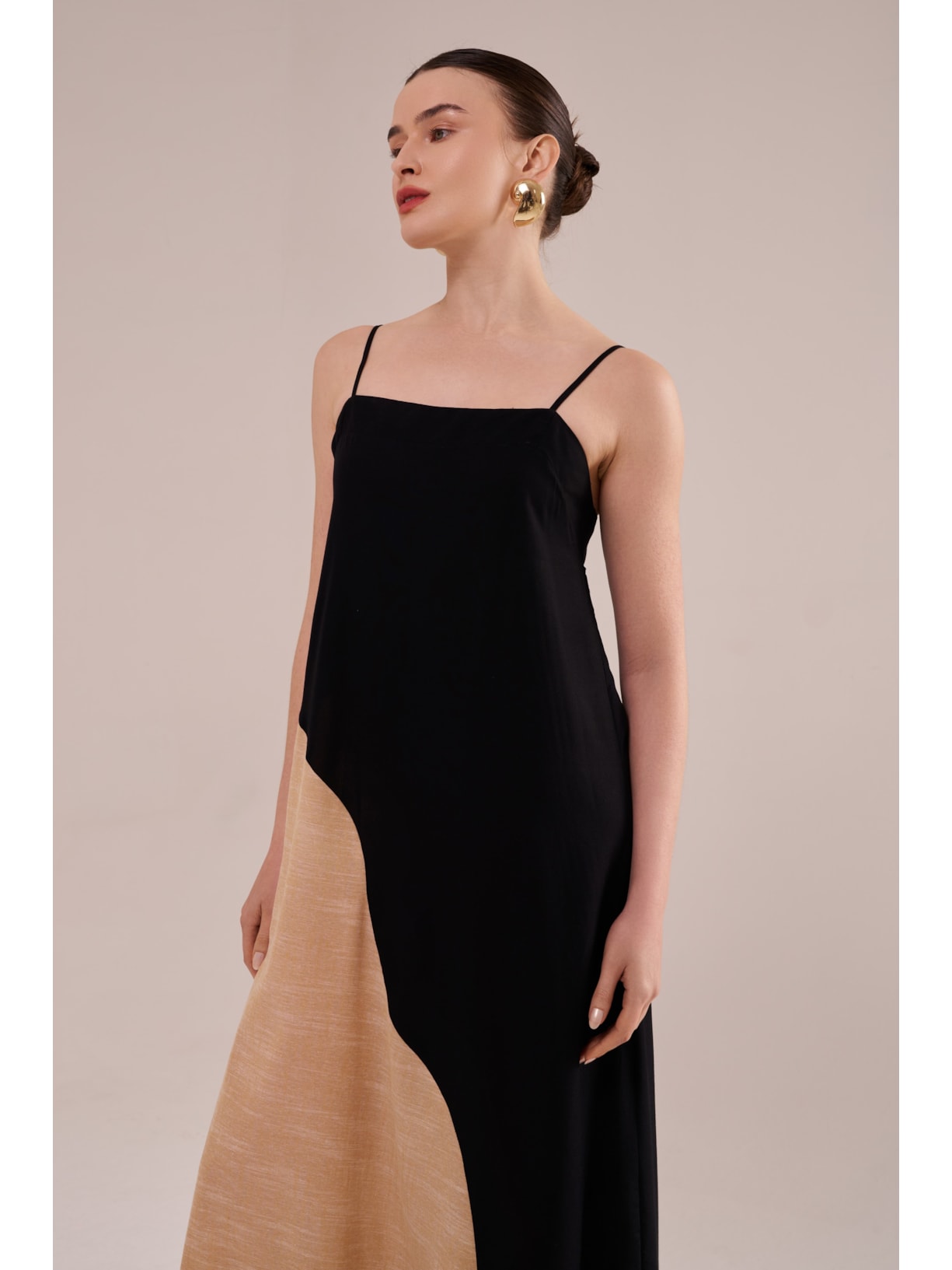 vestido longo organic preto Suntime