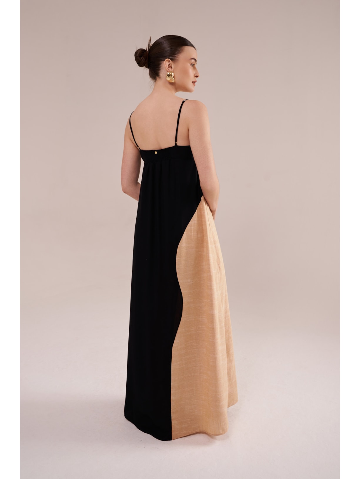 vestido longo organic preto Suntime