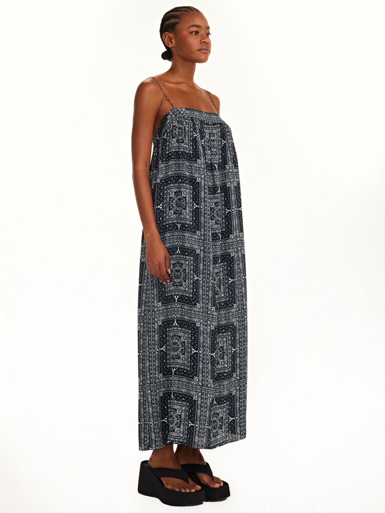 Vestido Marbela Preto Triya + Nv