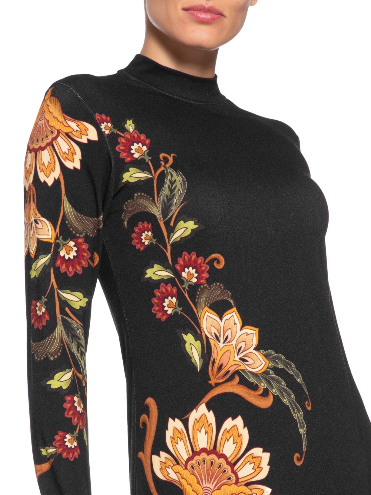 Vestido Midi Jardim Majestoso Preto Farm