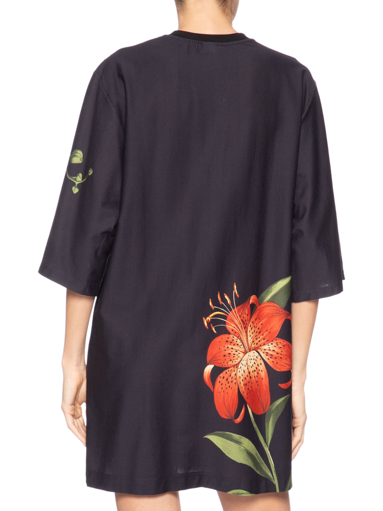 Vestido T-Shirt Big Selva De Flor Preto Farm