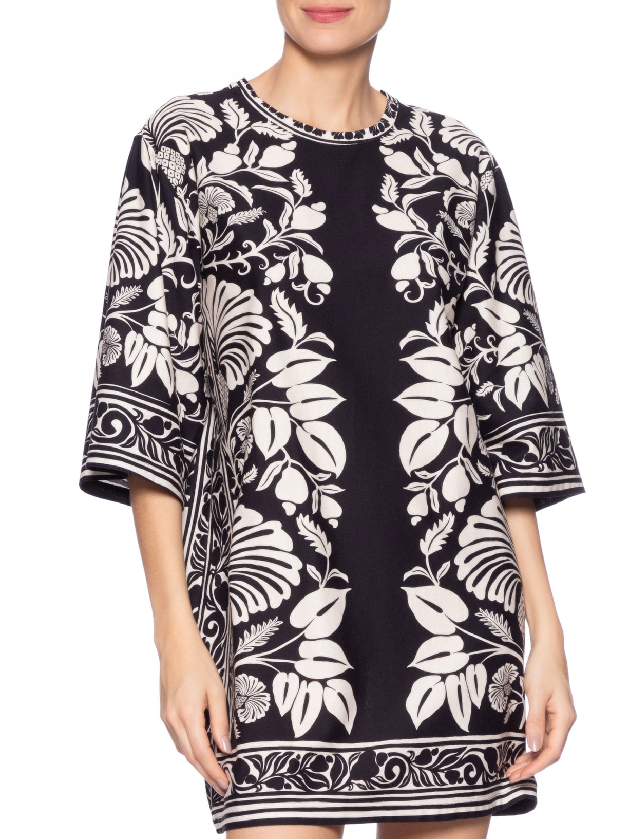 Vestido T-shirt Big Sintra Preto Farm