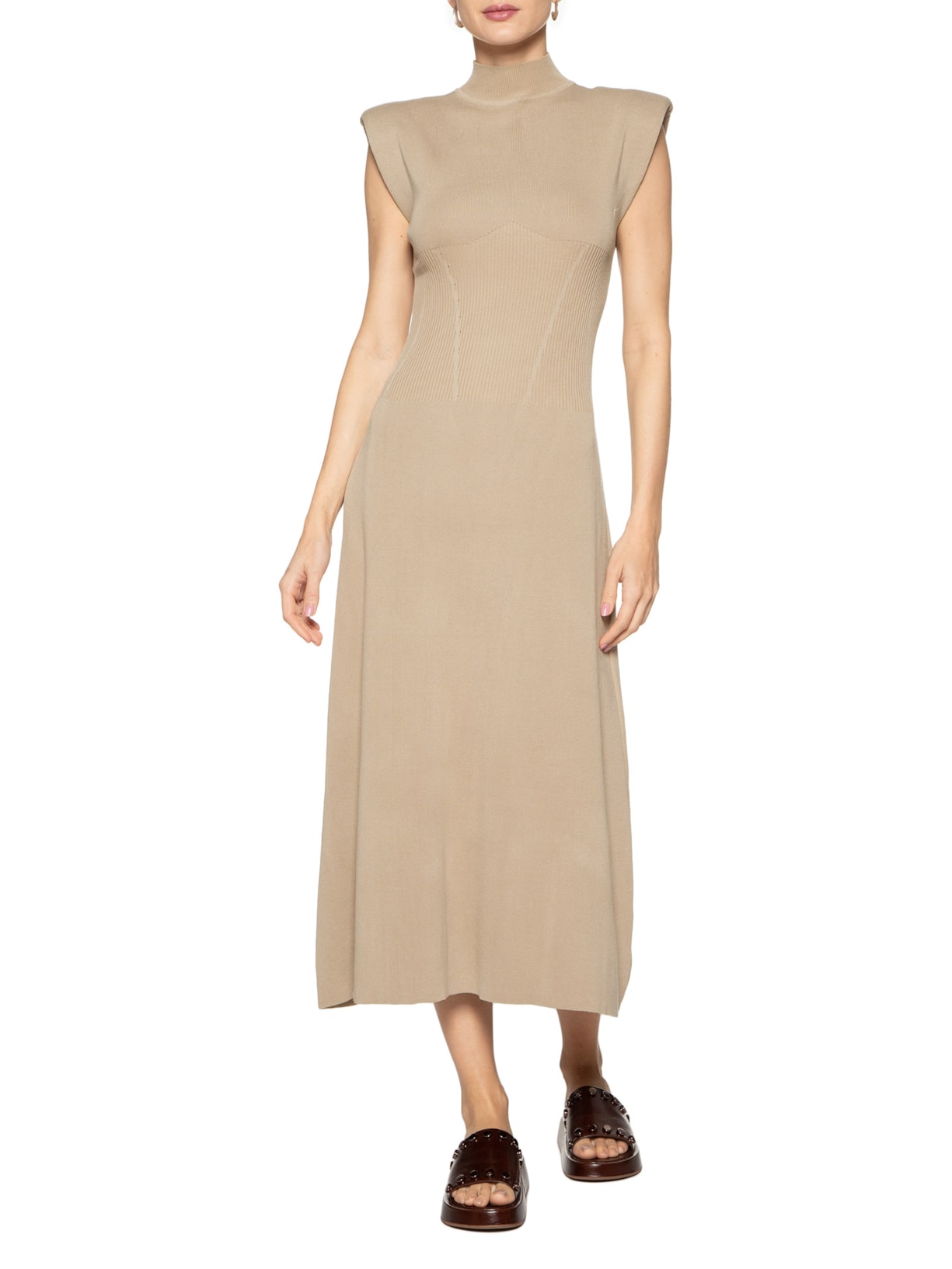 Vestido Tricot Com Ombreiras Bege Basiq