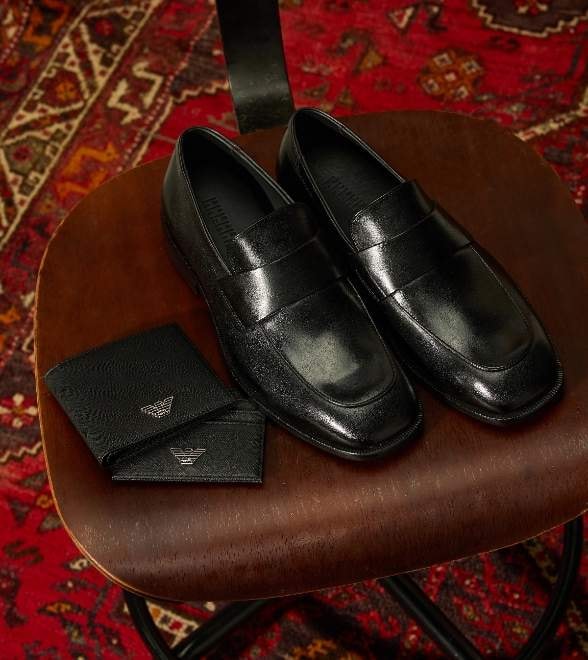Mocassim loafer preto Emporio Armani para presente de Dia dos Pais